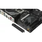 Материнская плата Gigabyte Z790 UD AX Soc-1700 Intel Z790 4xDDR5 ATX AC`97 8ch(7.1) 2.5Gg RAID+HDMI+DP