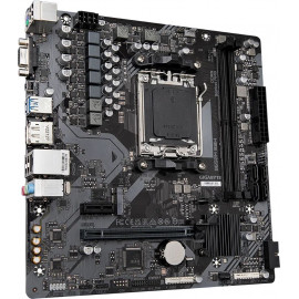 Материнская плата Gigabyte B650M S2H SocketAM5 AMD B650 2xDDR5 mATX AC`97 8ch(7.1) GbLAN RAID+VGA+HDMI+DP