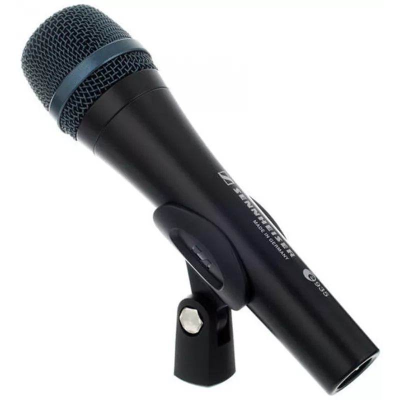 Микрофон проводной Sennheiser E 935 черный